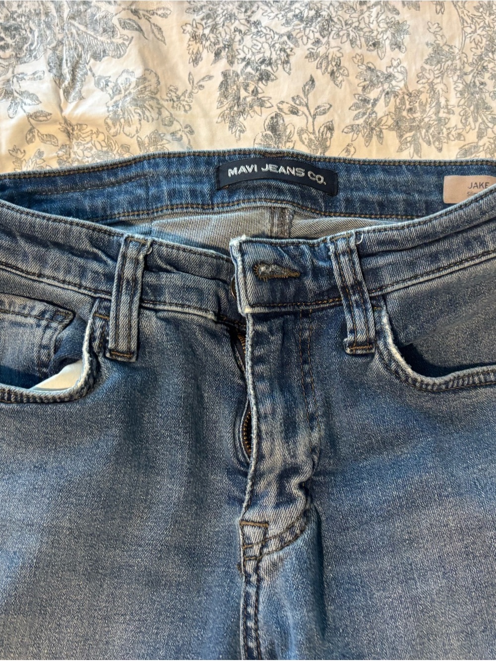 Mavi Men's Slim Straight Jeans in Medium Blue Wash